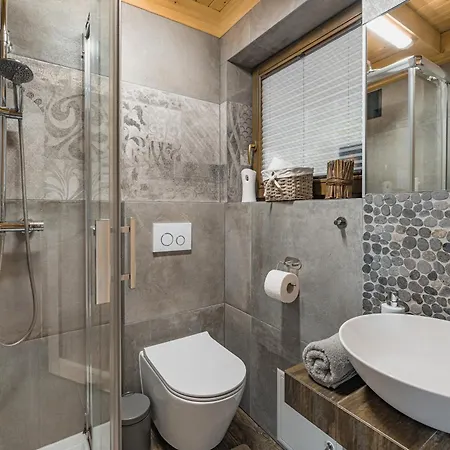 W Halpusie * Łapsze Niżne